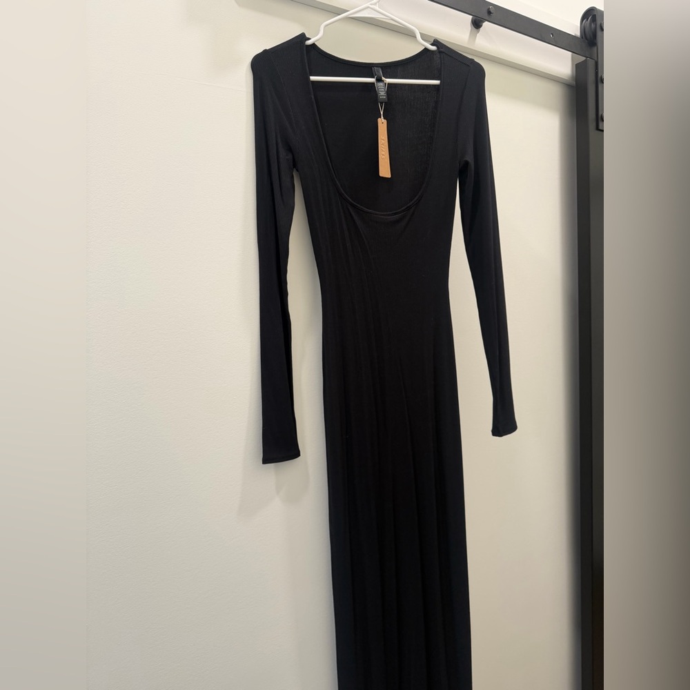 SKIMS Soft Lounge long sleeve dress